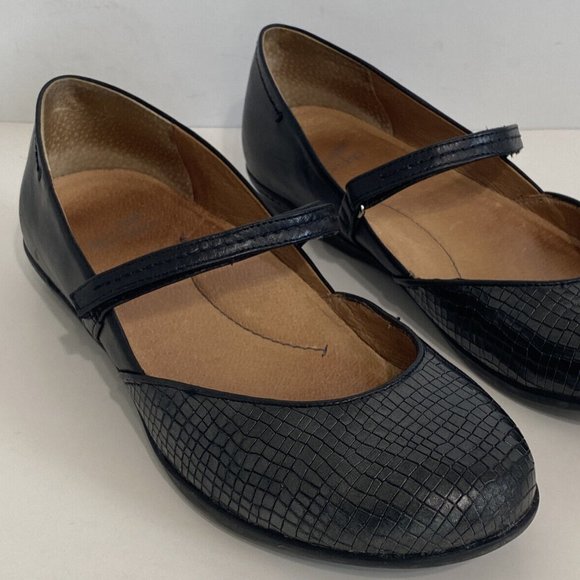 Dansko Nanette Black Leather Croc Print Mary Jane Flats Shoes Women's 39 US 8.5 - Picture 2 of 16